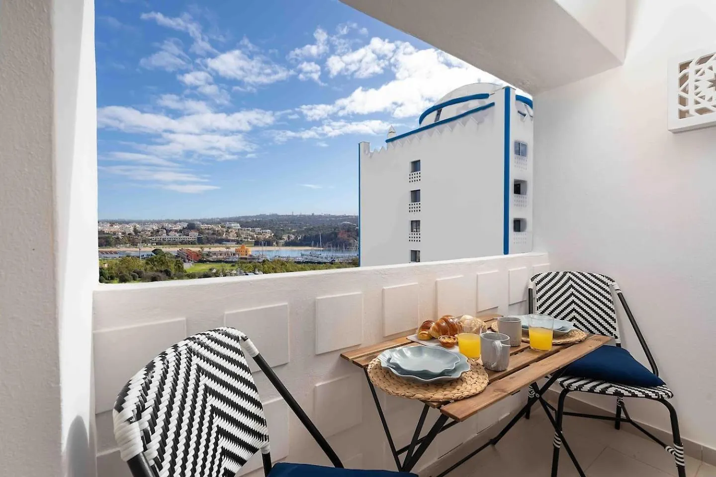 Stylish Apartment With View Praia Da Rocha Portimao